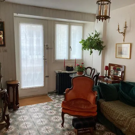 Petite Maison De Pecheurs Hypercentre La Rochelle Hotel La Rochelle (Charente-Maritime)